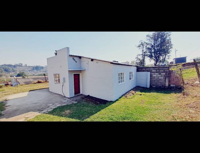 2 BEDROOM FREESTANDING FOR SALE IN EDENDALE N